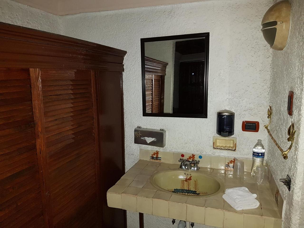 Hotel State 3*